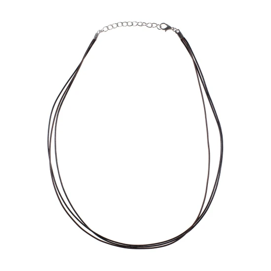 Naszyjnik – potrójny rzemyk z metalowym wykończeniem (49 cm)