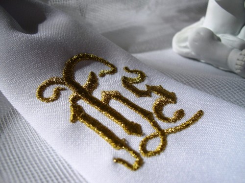  	Krawat chłopięcy haftowany IHS