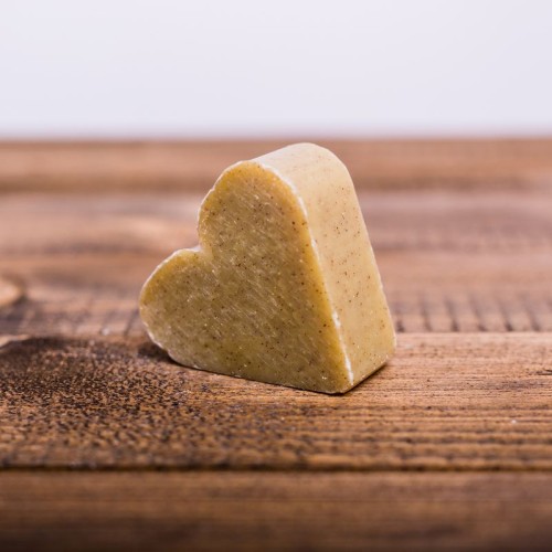 Mydło peelingujące z pyłkiem i miodem serduszko 20g