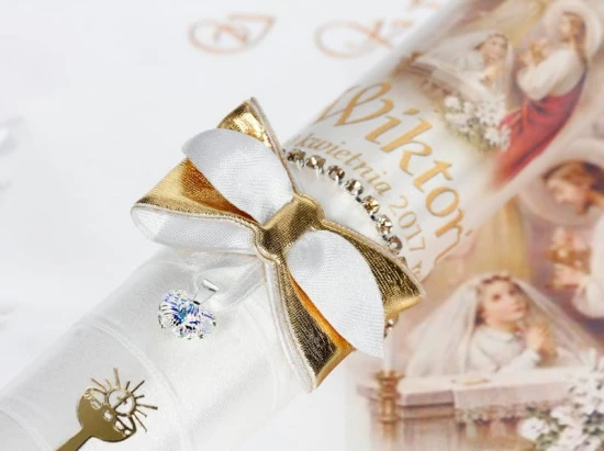 Zestaw komunijny SWAROVSKI KRYSZTAŁKI z motywem