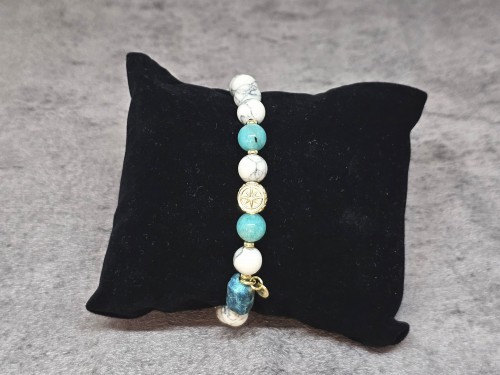 Bransoletka HOWLIT BIAŁY, JAPIS CESARSKI i srebrna AG róża wiatrów