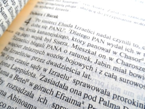 Pismo Święte ze złoceniami w pudełku drewnianym EKO ♻ nadruk UV - Pamiątka I Komunii Świętej