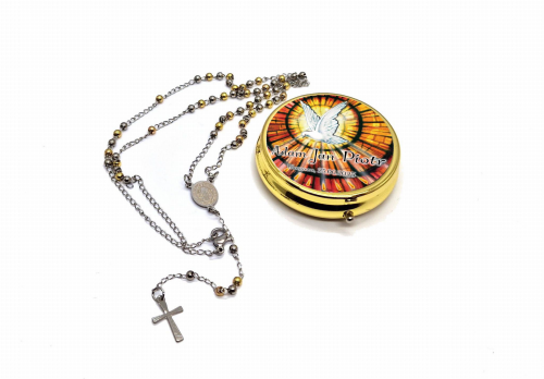 Różaniec w pudełku z imieniem Sakrament Bierzmowania