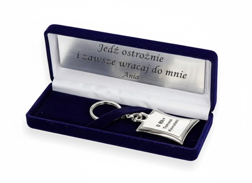 Srebrny brelok w ekskluzywny granatowym pudełku z grawerem!