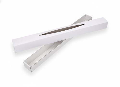 Zapakuj świecę lub zestaw w kartonowe pudełeczko