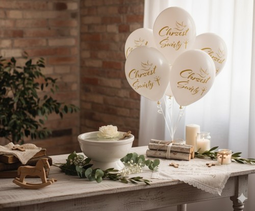 Zestaw białych balonów z gołąbkiem i napisem „Chrzest Święty”