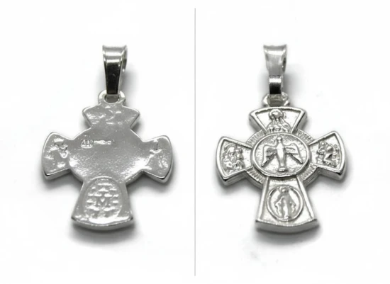Srebrny medalik krzyż próba 925 z Duchem Świętym i symbolami Maryjnymi
