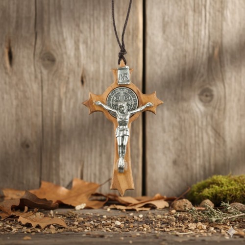 Krzyż Benedyktyński drewniany bukowy z rzemykiem - 7,5cm