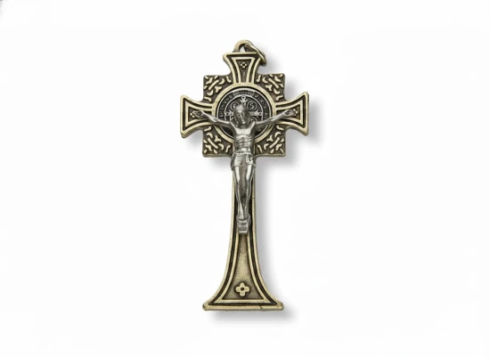 Krzyżyk Benedyktyński metalowy 8 cm z Medalem św. Benedykta