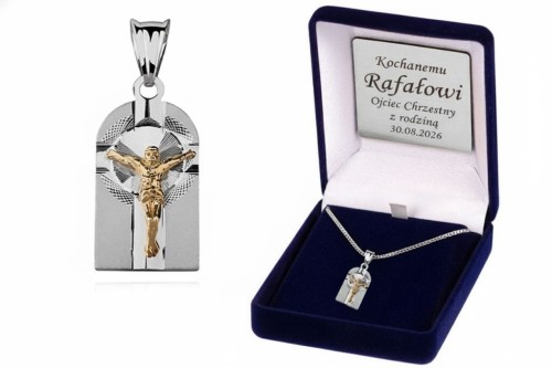 Wyjątkowy zestaw biżuterii religijnej wykonany ze srebra próby 925, pokrytego złotem. Diamentowane wykończenie podkreśla każdy detal, tworząc pamiątkę pełną duchowej wartości i ponadczasowej elegancji.