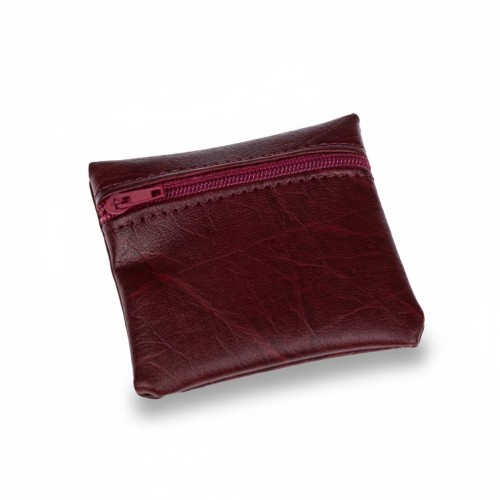 Bordowe etui z EKO skóry – elegancka ochrona dla Twojego różańca w codziennym użytkowaniu.