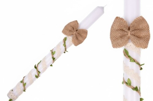 Ekologiczne zdobienie – naturalna juta i bawełniana koronka w barwach ziemi.