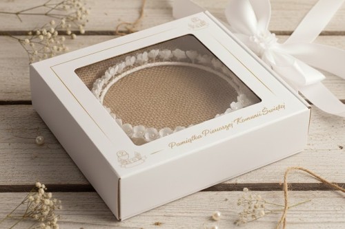 Pudełko IHS na wianek komunijny