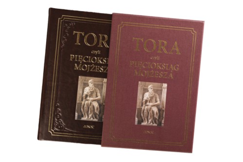 Twarda oprawa i obszerne wydanie studyjne
