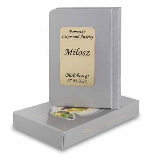 Modlitewnik dziecka Bożego w szarej oprawie z grawerem.