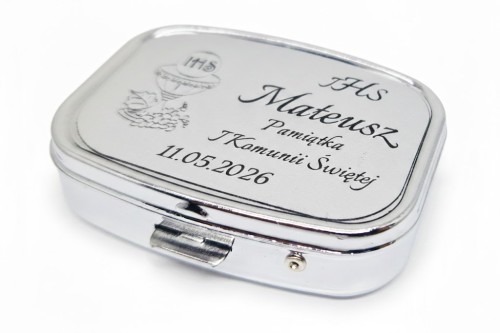 Pudełko na różaniec z grawerem IHS i personalizacją.