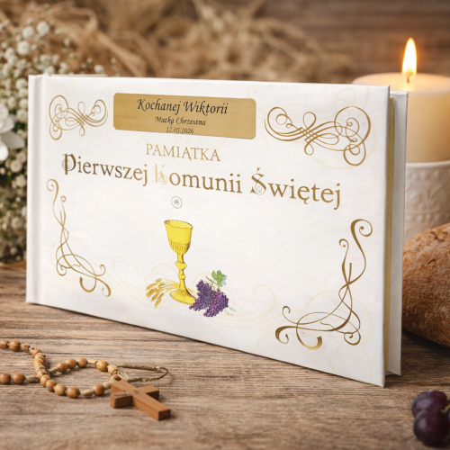 Książeczka Pierwszej Komunii Świętej z personalizacją.