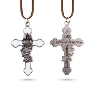 Krzyżyk komunijny z rzemykiem – Pamiątka I Komunii Świętej