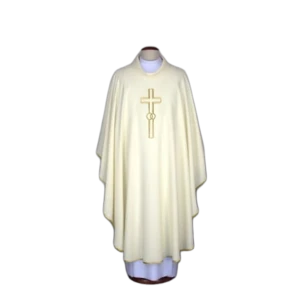 Ornat haftowany z symboliką ślubną