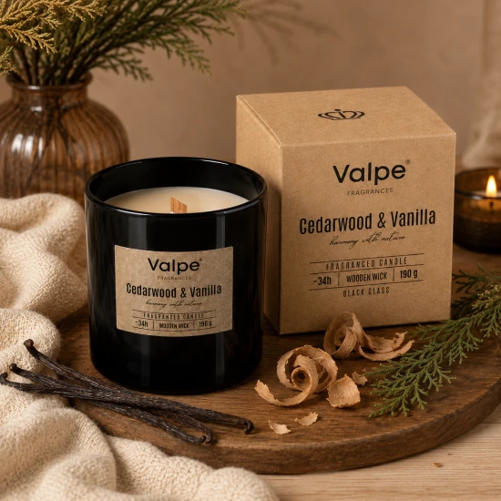 Świeca zapachowa CEDARWOOD & VANILLA z drewnianym knotem – cedrowe wyciszenie