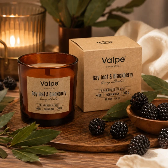 Świeca zapachowa BAY LEAF & BLACKBERRY z drewnianym knotem – naturalna równowaga