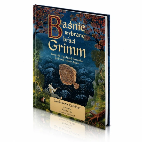 „Baśnie wybrane braci Grimm” w twardej oprawie z personalizowaną tabliczką umieszczoną na okładce.