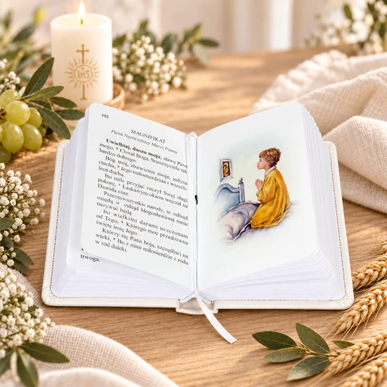 Wnętrze zawiera modlitwy, katechizm, nabożeństwa i pieśni religijne.