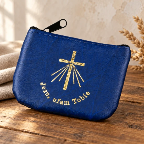 Etui na różaniec - eko skórka na zamek - niebieskie w aranżacji