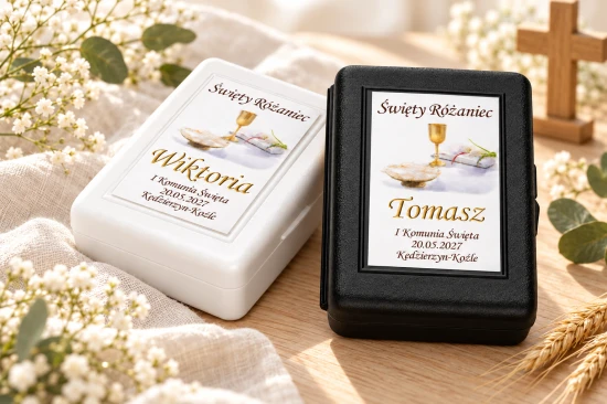 Pudełko na różaniec z personalizacją.