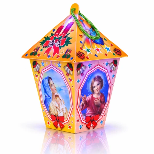 Lampion adwentowy LED o wysokości 25 cm z postaciami Świętej Rodziny.