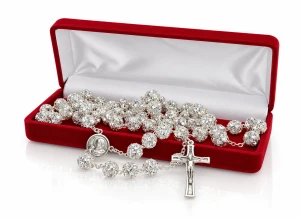 Różaniec Preciosa Crystal – połyskujący, ekskluzywny