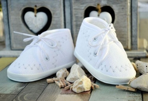 Sztruksowe buciki ze srebrnym haftem