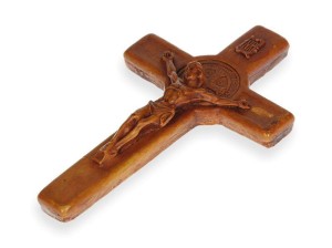 Stylowy krzyż Benedyktyński z gipsu - 12cm